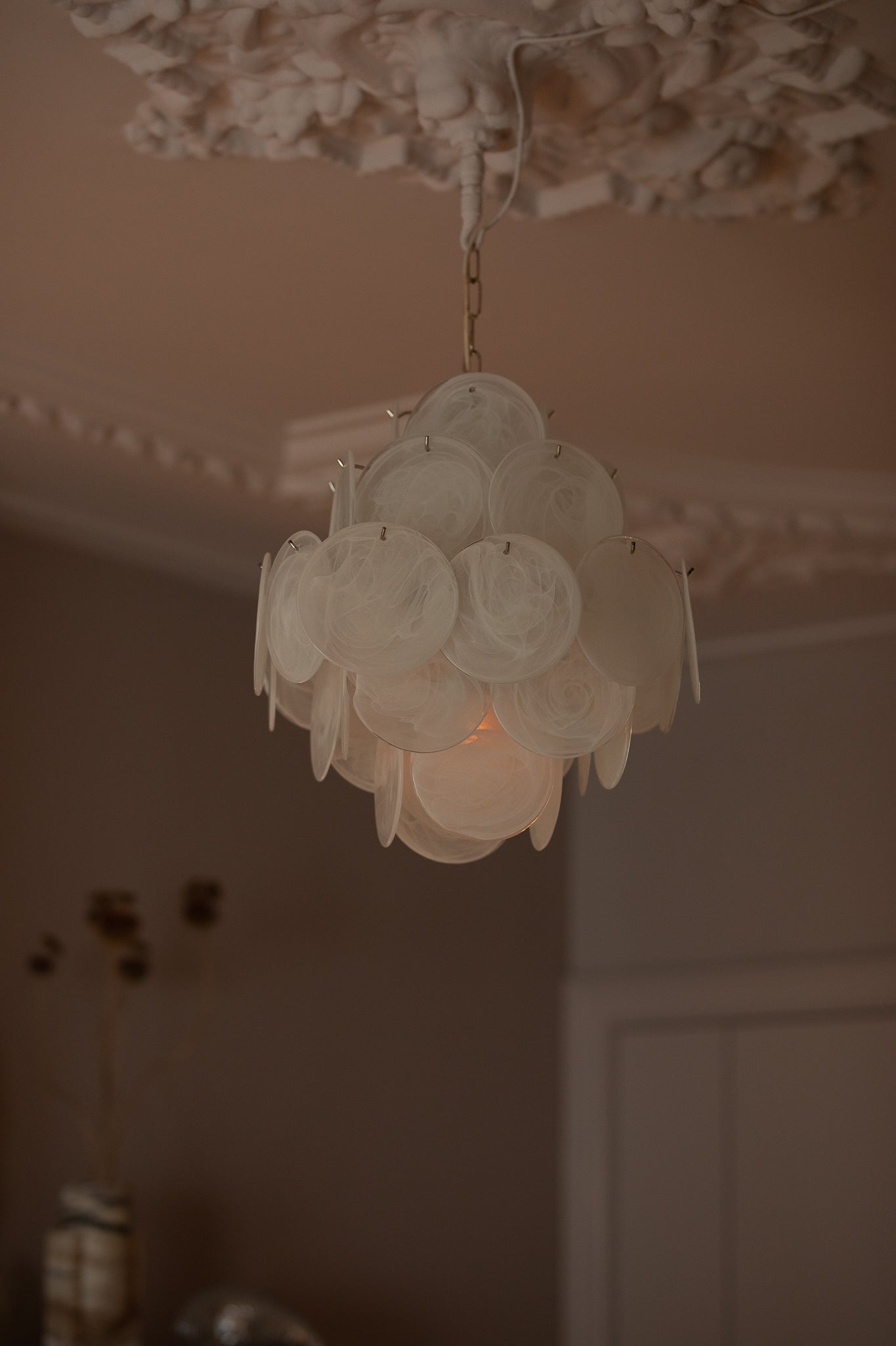 Chandelier Aurora alabaster white - medium